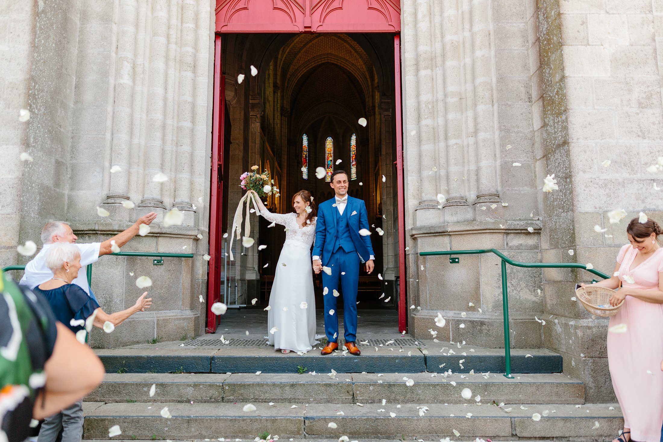photographe-mariage-nantes-loire-atlantique-anais-albin-eglise-paroisse-de-carquefou