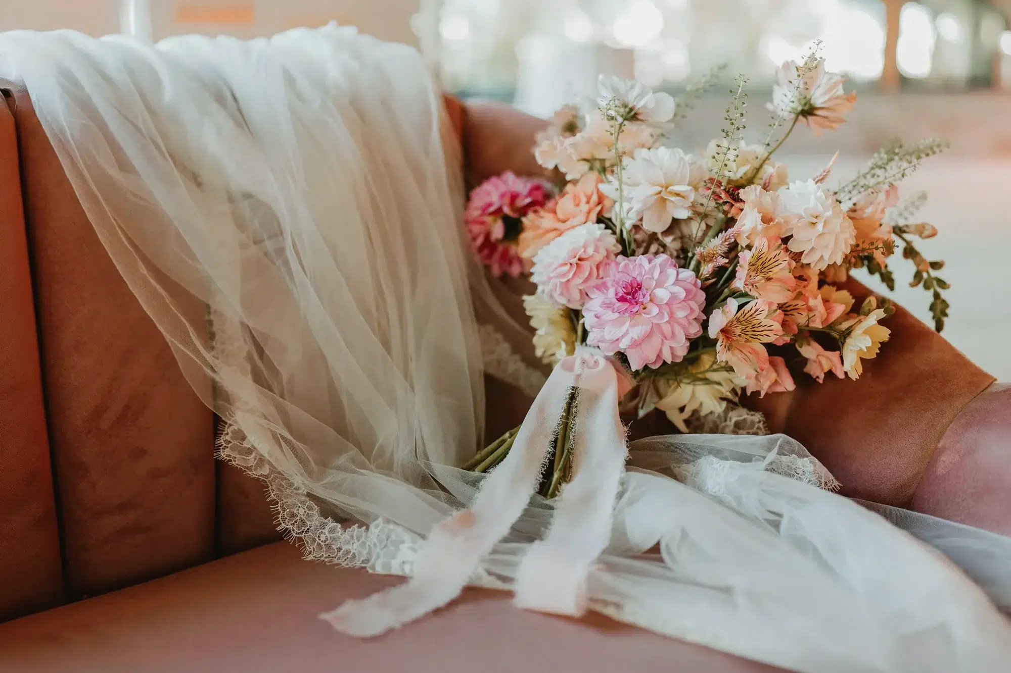 Photos de préparatifs mariage bouquet de la mariée.